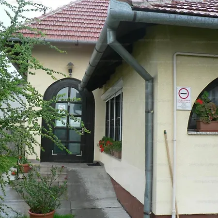 Szilvio *